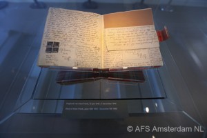 Eerste dagboek1, Anne Frank Stichting 2010, fotograaf Cris Toala Olivares